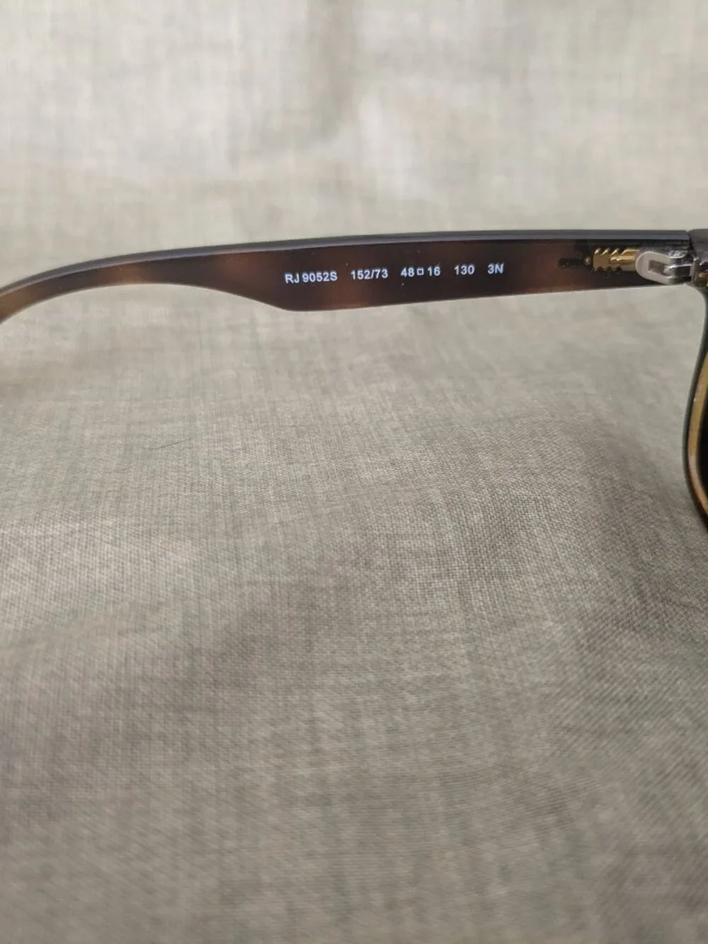 Ray-Ban Junior RJ9052S NEW WAYFARER